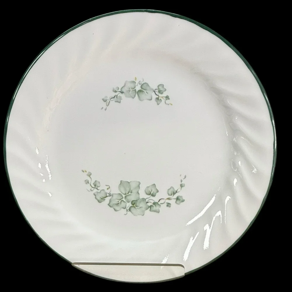 Corelle Callaway Ivy Bread/Dessert Plates Green Trim White Swirl 7 1/4
